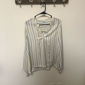 Long sleeve relaxed fit boutique shirt